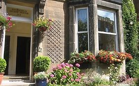 Highfield Guest House Edinburgh